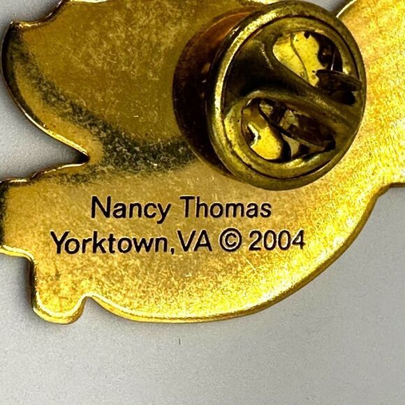 Nancy Thomas flying angel pin - Picture 3 of 6